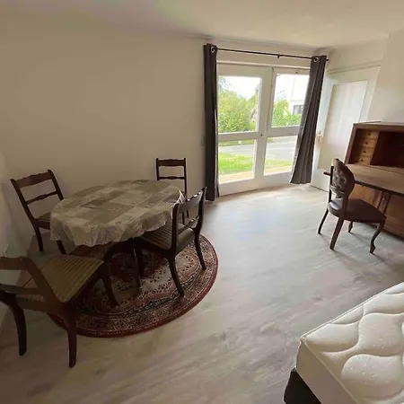 Hébergement de vacances Schoene Mit Balkon