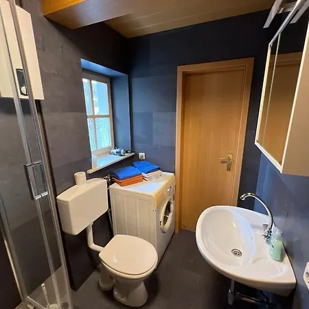 Hébergement de vacances Schoene Mit Balkon *