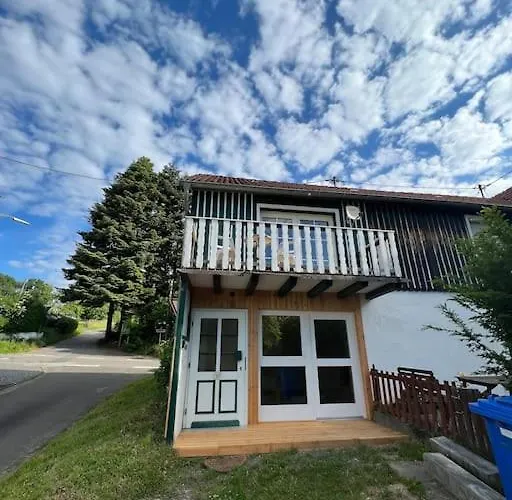 Schoene Mit Balkon *